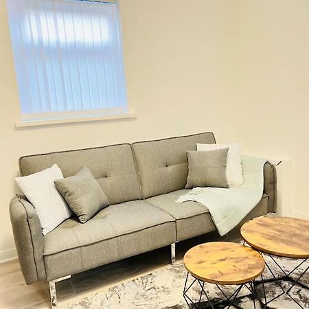 New Fully Furnished Cosy Home Balderton Exterior foto